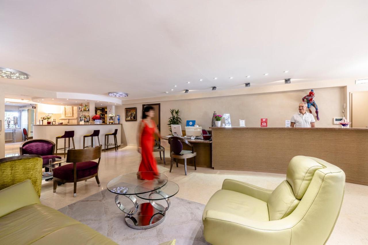 Hotel Les Trois Roses, Meylan Grenoble Exterior photo