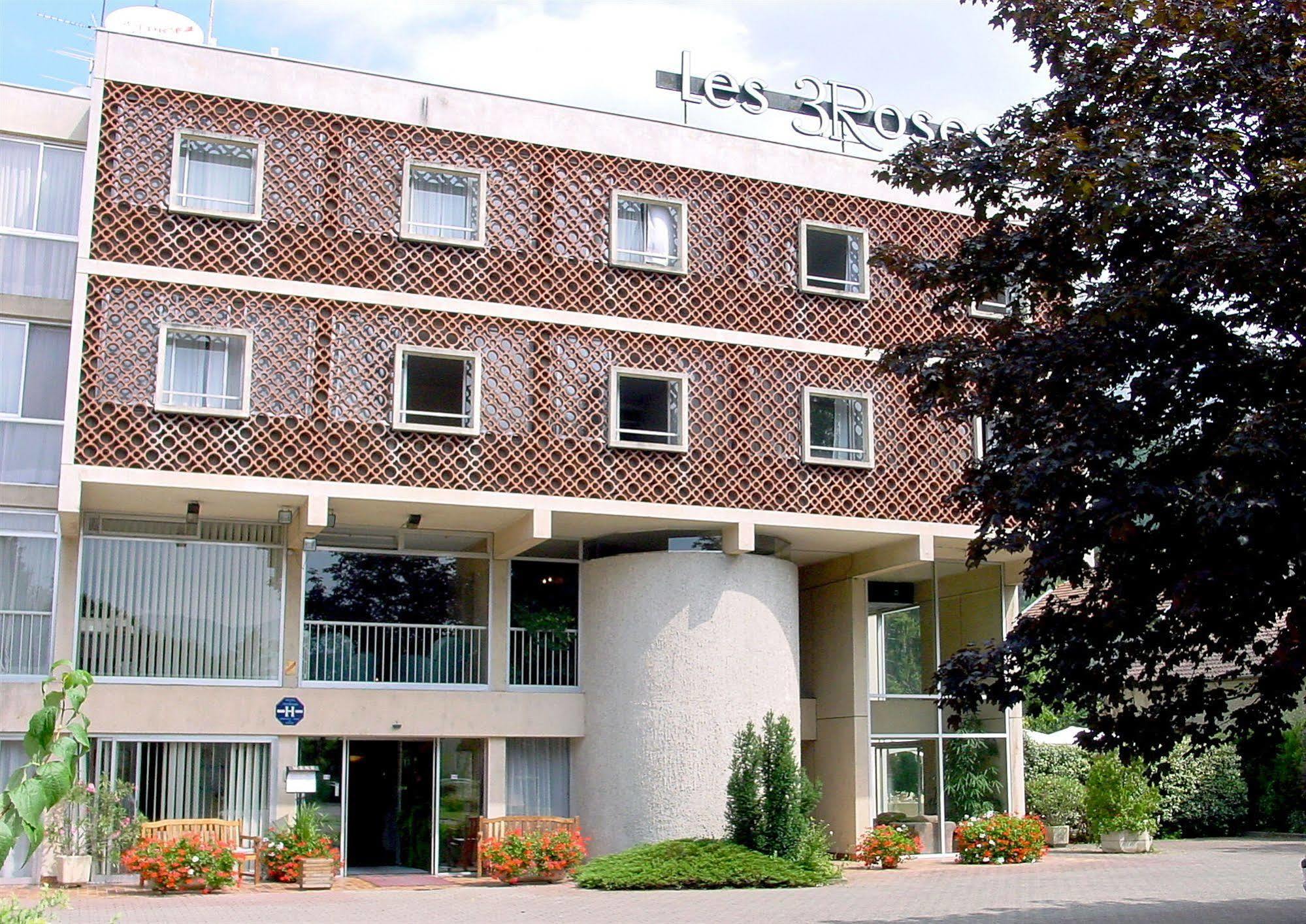 Hotel Les Trois Roses, Meylan Grenoble Exterior photo